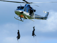 helicopter borne SWAT team